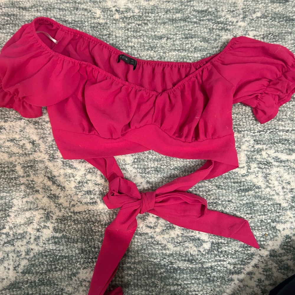 SHEIN Pink Crop Tie Front Blouse